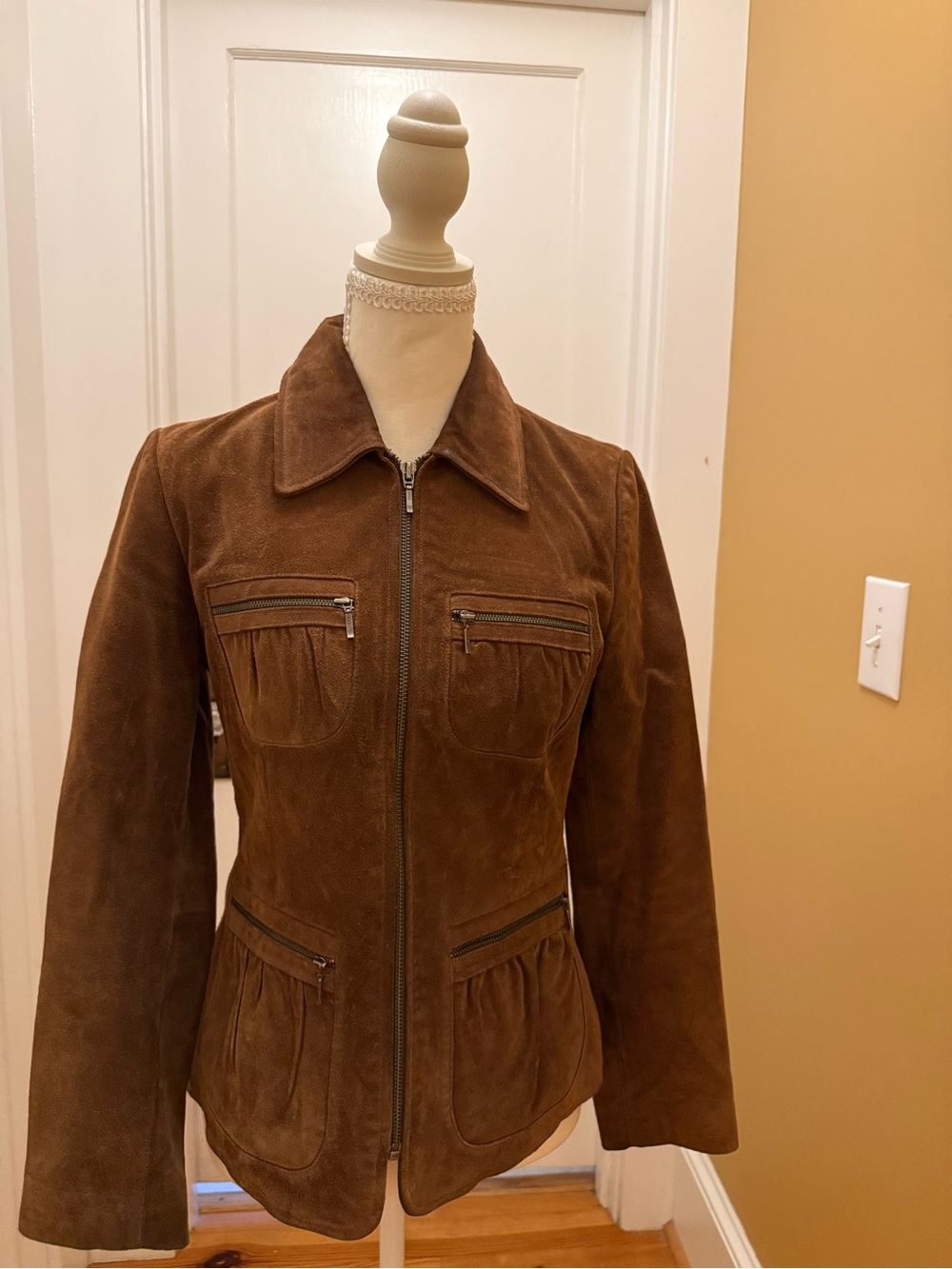 Vintage Y2K Banana Republic Women's Suede Zip-Front Jacket in Brown